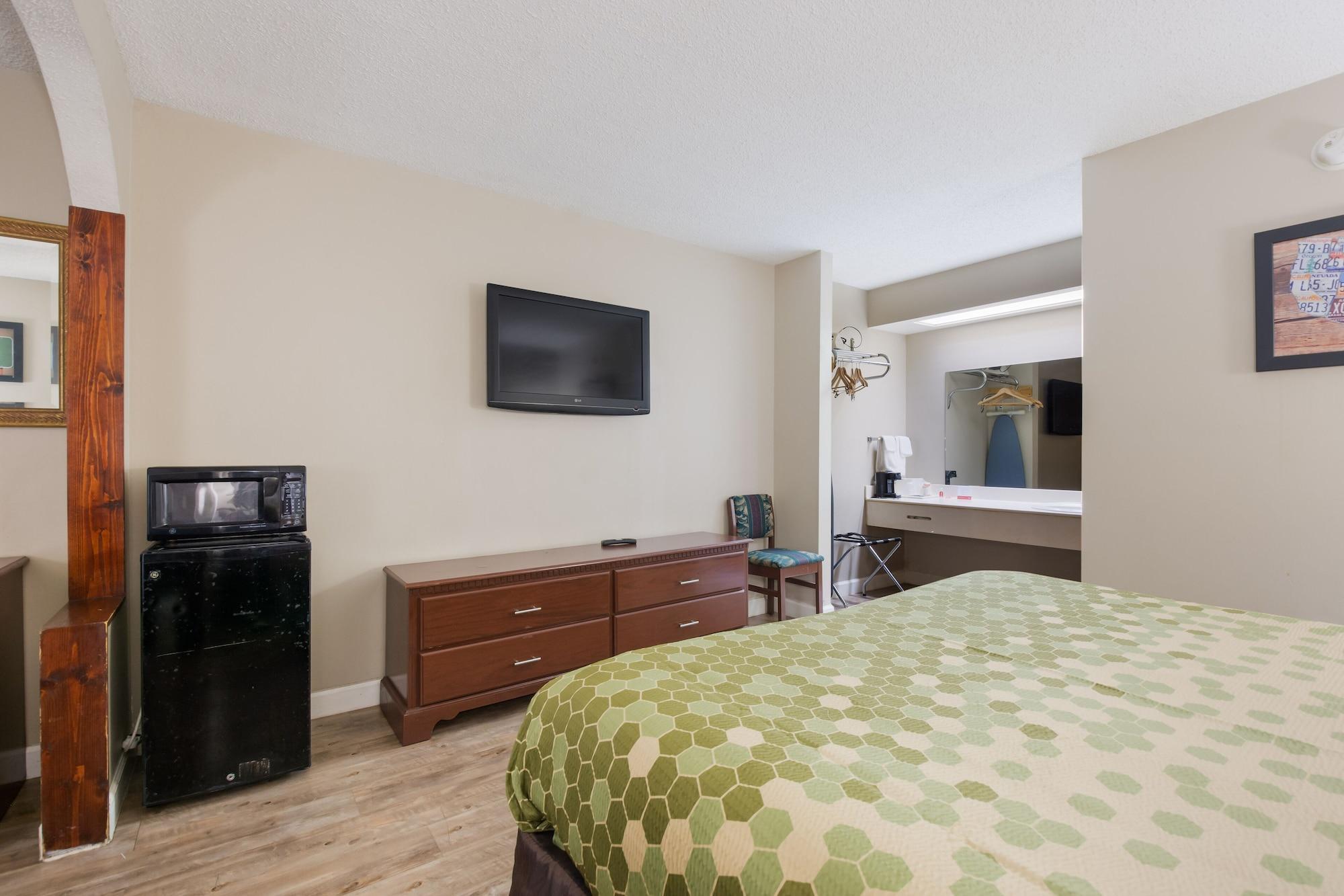 Econo Lodge Inn & Suites East Knoxville Eksteriør billede