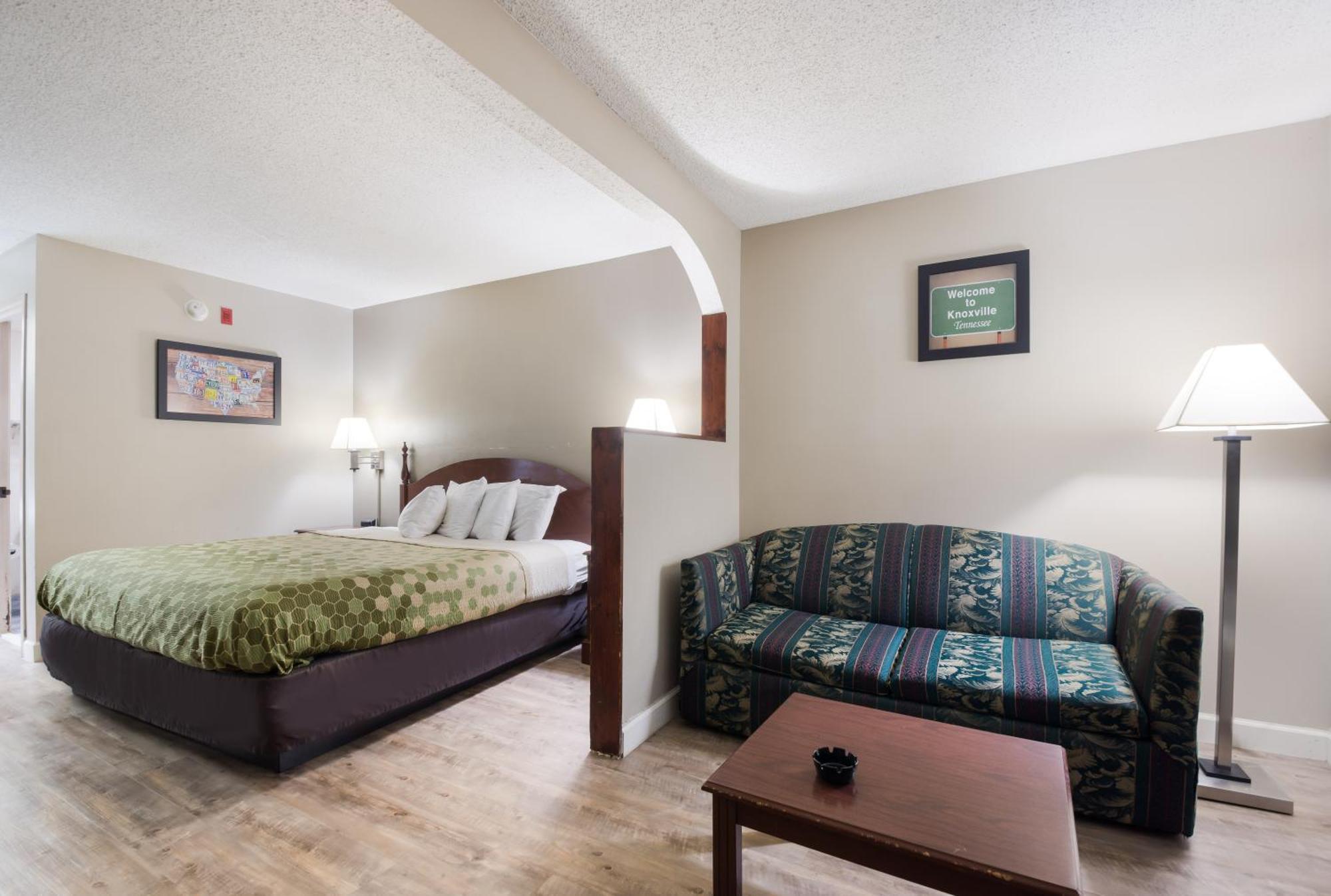 Econo Lodge Inn & Suites East Knoxville Eksteriør billede